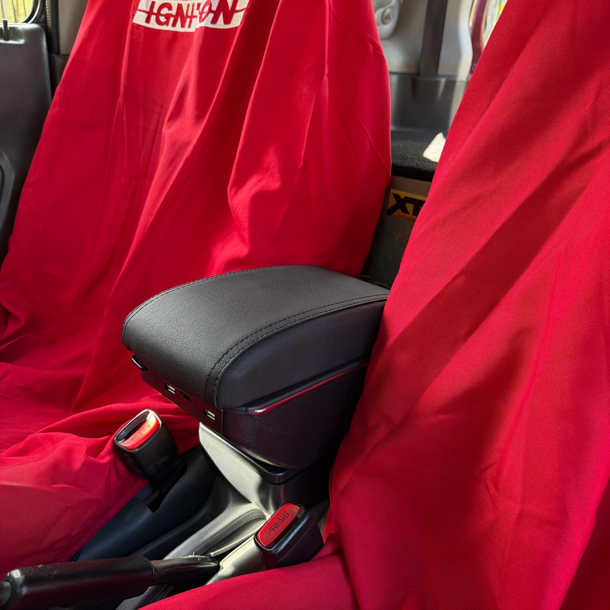 CABN Middle Console with USB (JB23/JB33/JB43/JB53)