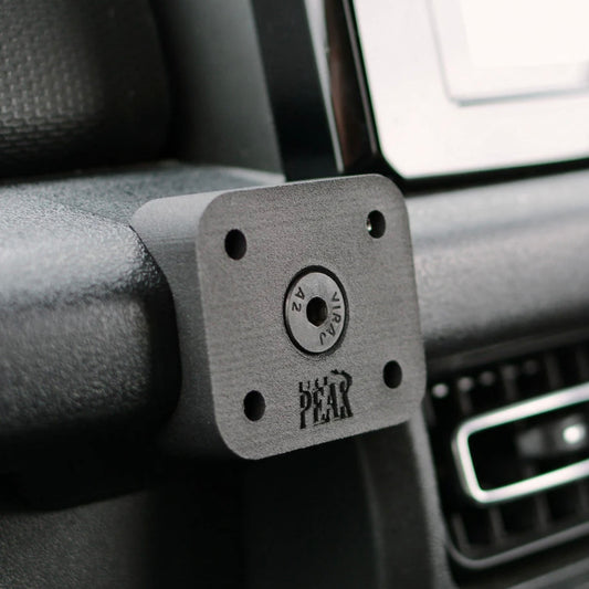 HIGH PEAK Quad Lock Adaptor - Passenger side