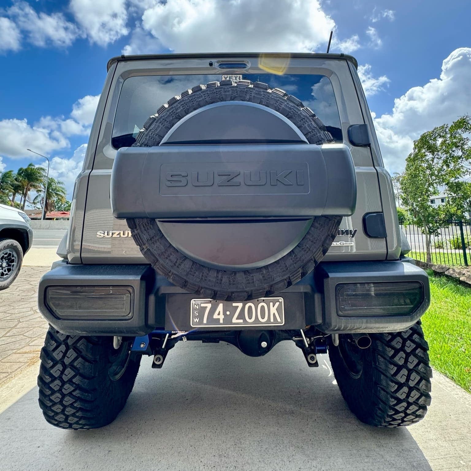 Roaming Horizons Tyre Cover (Plain Black)